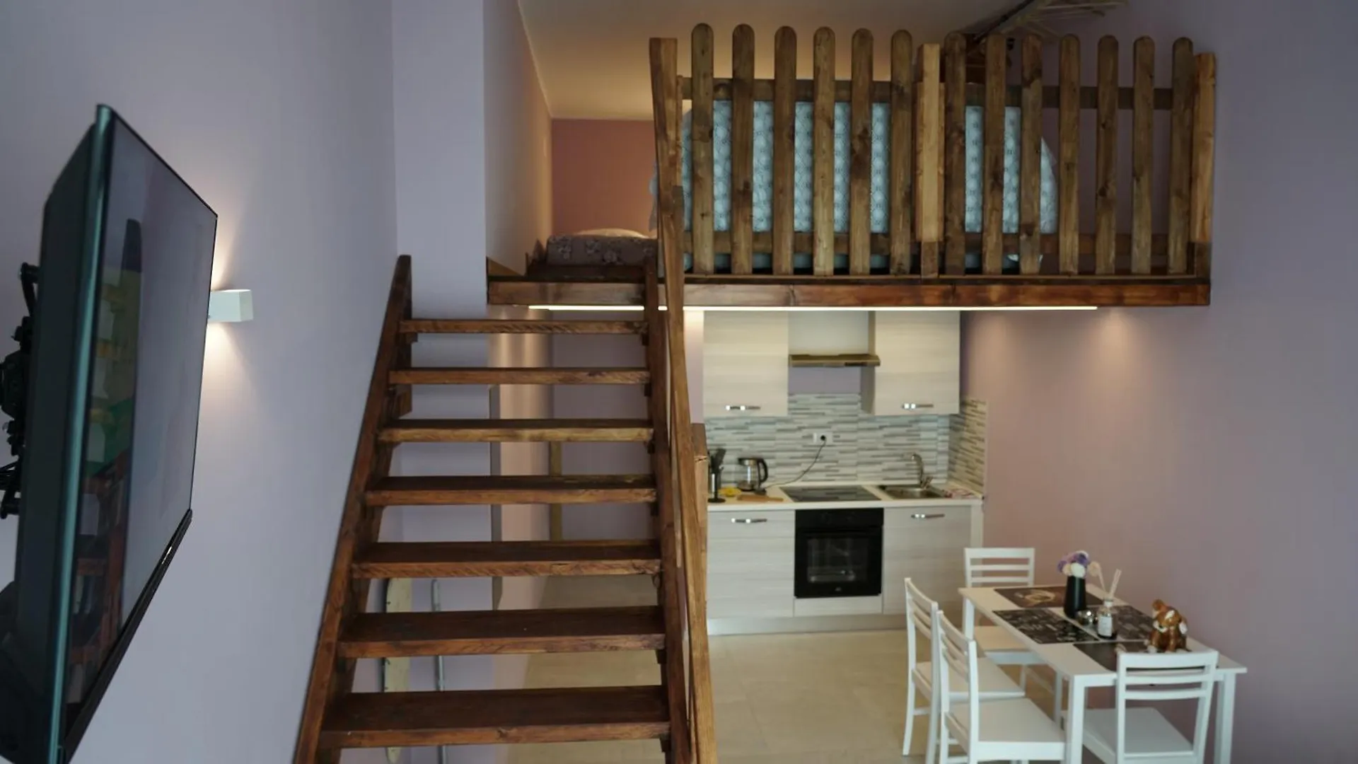 Capitolina - Apartments Rome 0*,  Italy